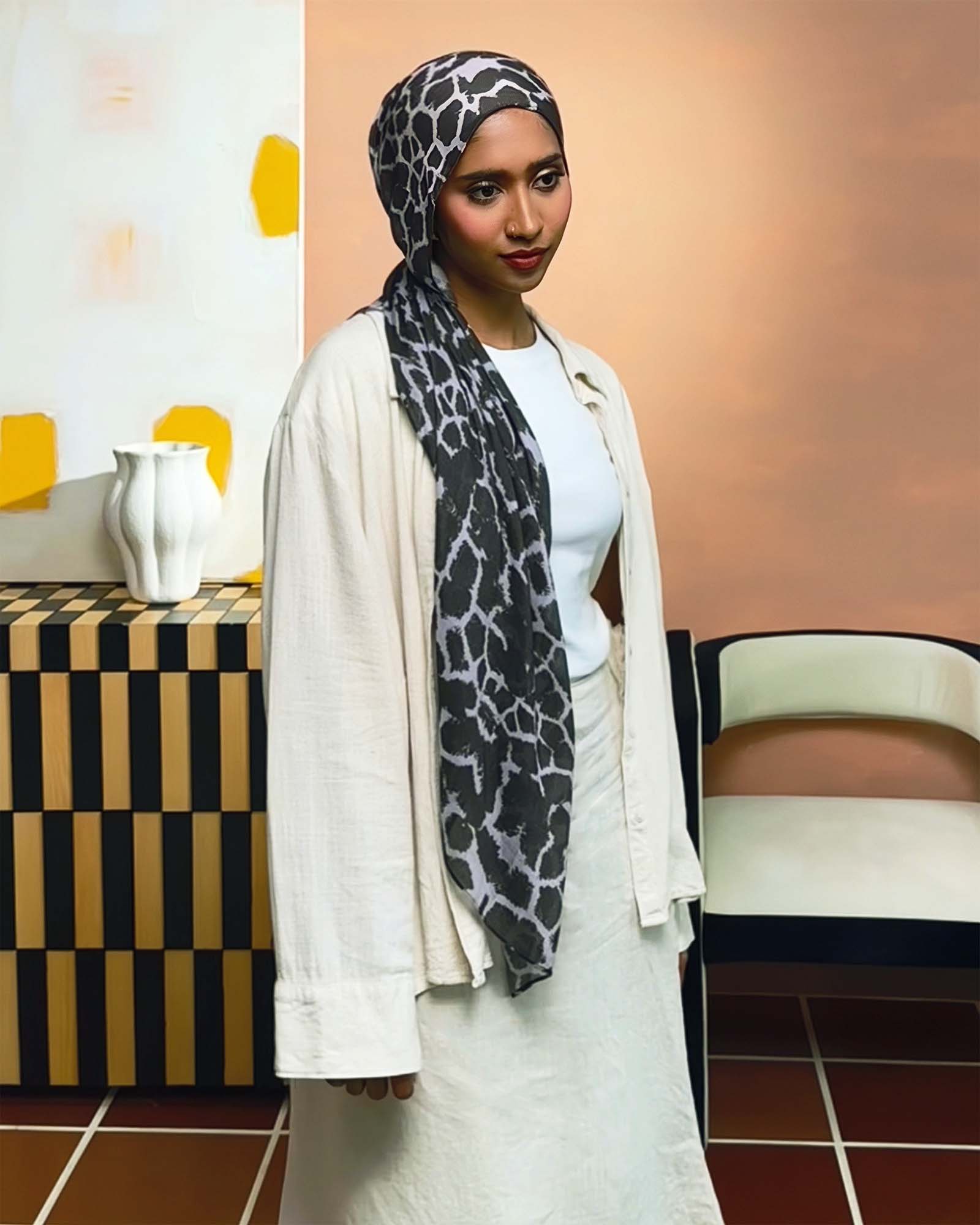 gleema shawl naelofar