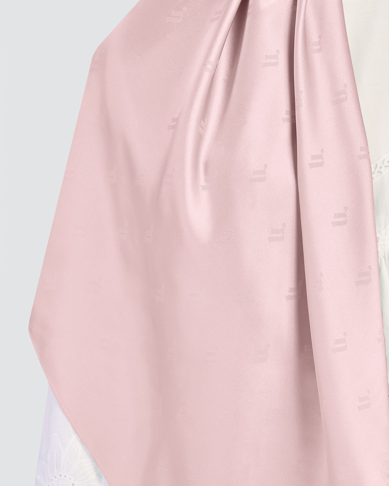 MODA WOVEN SQUARE 2.0