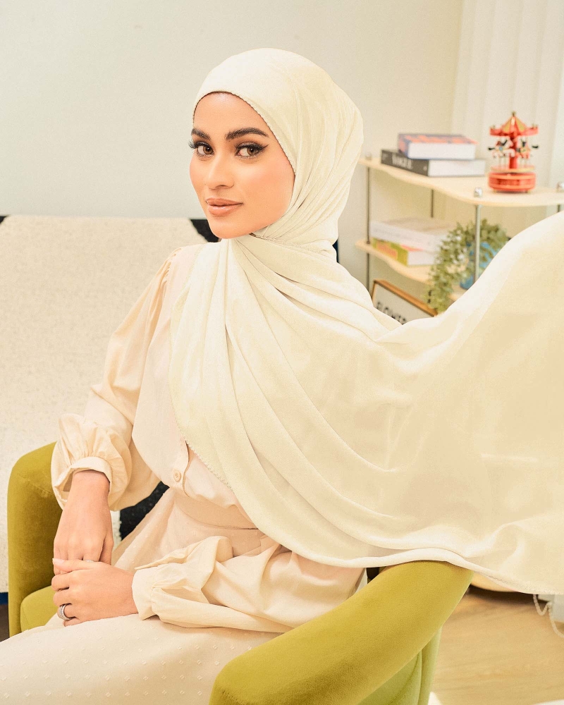 DELILAH CHIFFON SHAWL - CUSTARD