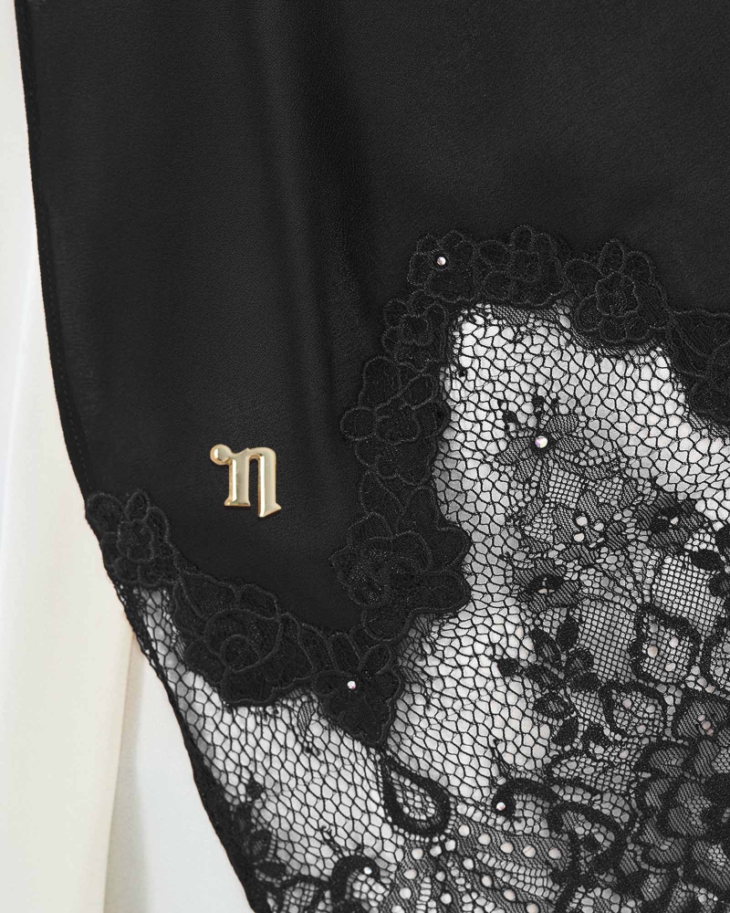 Image of JULIET LACE CRYSTAL SHAWL