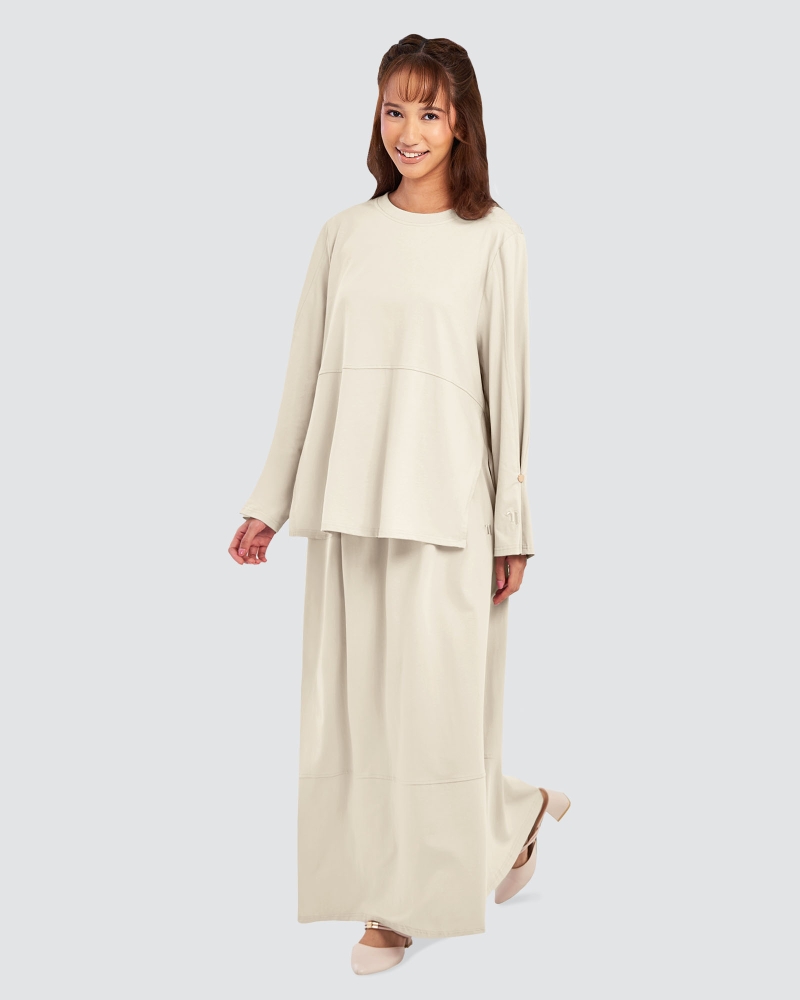 Image of MILA RELAXED FIT TOP - MACADAMIA