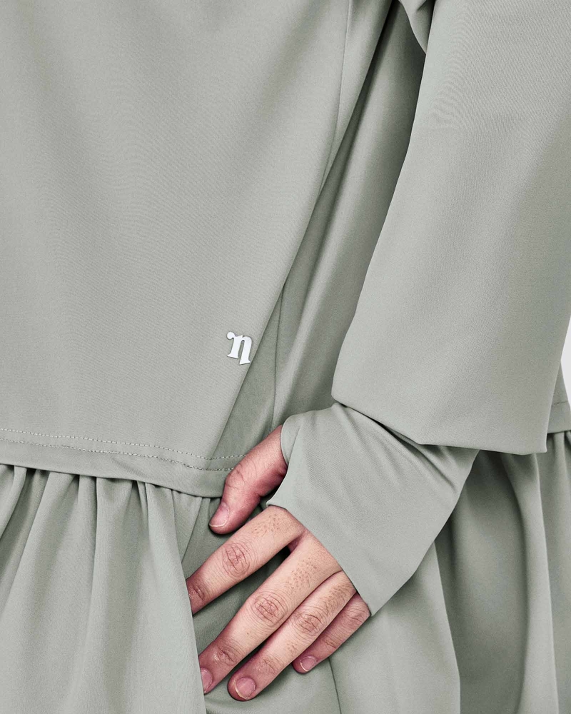Image of nPOWER FLARE HOODED TOP