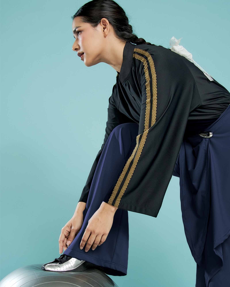 Image of nPOWER WRAP FLARE PANTS