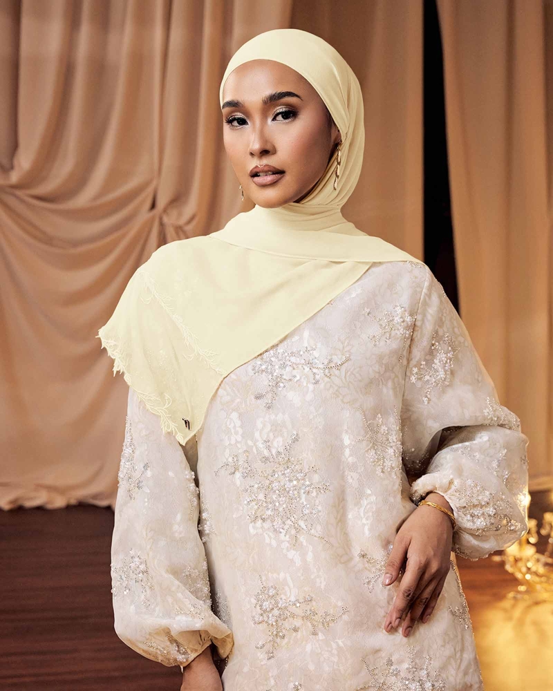 Image of SELMA SULAM CHIFFON SHAWL