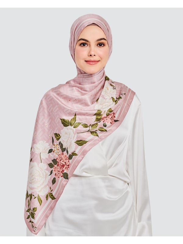 THE 8IRTHDAY COLLECTION - FLORAL MONOGRAM SHAWL - DUSTY PINK